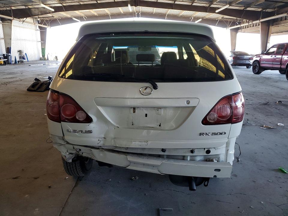 2000 Lexus Rx 300 VIN JT6GF10U7Y0075349 COPART salvage auction — REAR END, CA - SALVAGE CERTIFICATE, sold $625 on 2026-07-09 (photo 6)