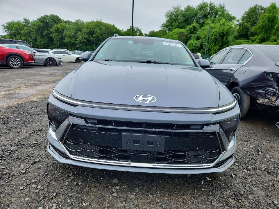 2024 Hyundai Sonata hybrid VIN KMHL34JJ3RA095255 COPART salvage auction — REAR END, Fl - Cert Of Title Slvg Rebuildable, sold $6,000 on 2026-07-09 (photo 5)