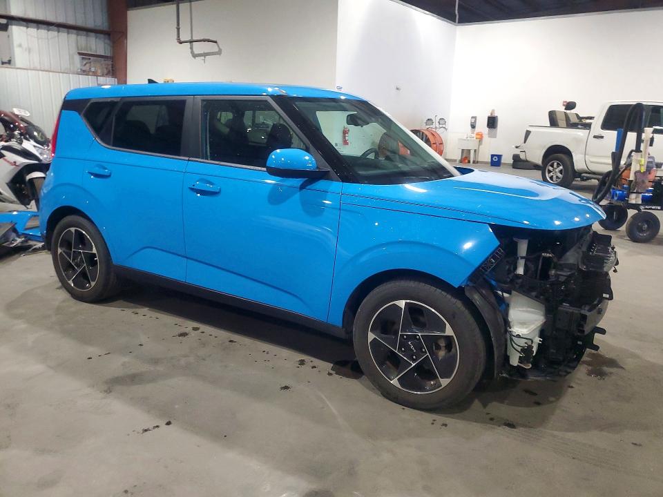 2023 Kia Soul VIN KNDJ33AU3P7204971 COPART salvage auction — FRONT END, Fl - Cert Of Title Slvg Rebuildable, sold $200 on 2026-07-27 (photo 4)
