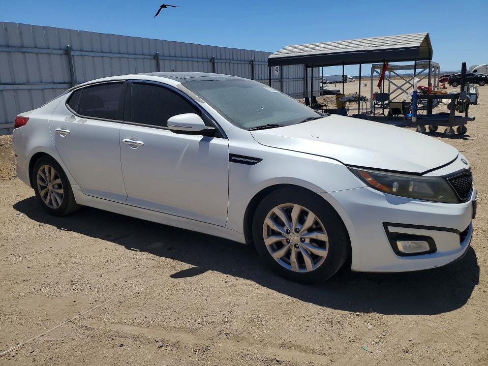 2015 Kia Optima VIN 5XXGN4A76FG473038 COPART salvage auction — MINOR DENT/SCRATCHES, Ca - Dis/Dlr/Exp Only Clean Title, sold $900 on 2026-07-20 (photo 4)