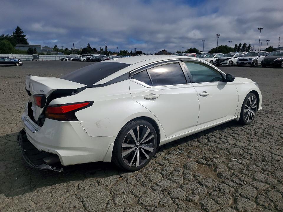 2022 Nissan Altima VIN 1N4BL4CV8NN339507 COPART salvage auction — REAR END, Ca - Salvage Certificate, sold $3,700 on 2026-07-31 (photo 3)