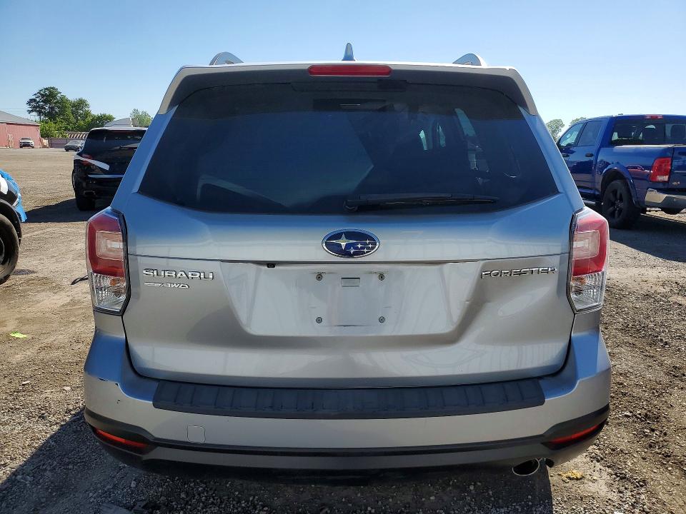2018 Subaru Forester VIN JF2SJEJC9JH565914 COPART salvage auction — UNDERCARRIAGE, On - Permit Salvage, sold $150 on 2026-07-28 (photo 6)