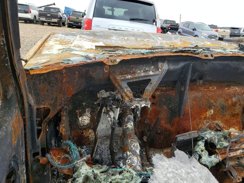 1989 Ford F-250 VIN 1FTHF26H6KKA00425 COPART salvage auction — BURN, Tx - Nonrepairable Title, sold $90 on 2026-07-07 (photo 9)