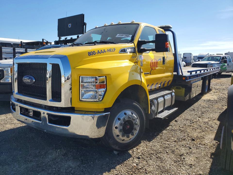 2019 Ford F650-f750 VIN 1FDWX6DC2KDF13223 COPART salvage auction — MECHANICAL, Ca - Dis/Dlr/Exp Only Clean Title (P), sold $13,300 on 2026-07-06 (photo 1)