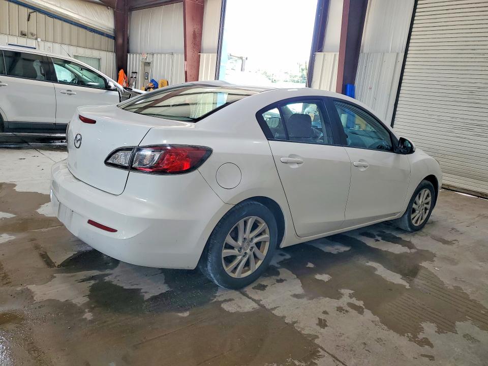 2012 Mazda 3 VIN JM1BL1VG7C1510646 COPART salvage auction — NORMAL WEAR, PA - CERT OF TITLE, sold $1,600 on 2026-07-29 (photo 3)