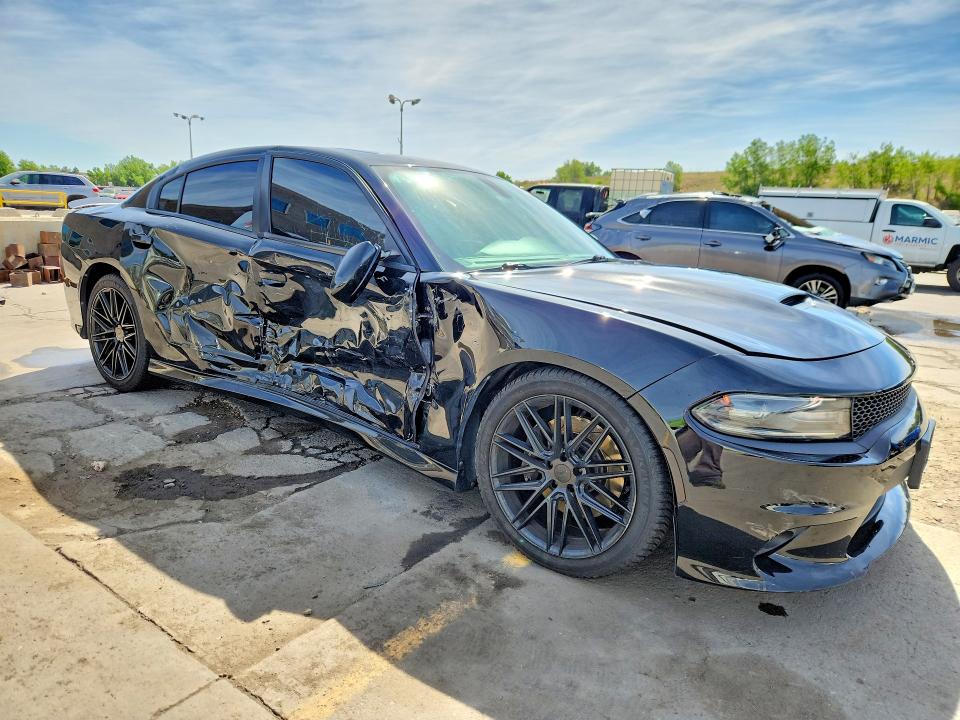 2019 Dodge VIN 2C3CDXHG2KH597585 COPART salvage auction — SIDE, Co - Salvage Title, sold $7,400 on 2026-07-29 (photo 4)