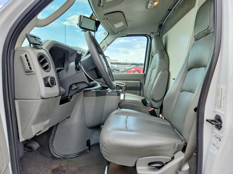 2023 Ford Econoline VIN 1FDWE3FK9PDD08479 COPART salvage auction — MINOR DENT/SCRATCHES, Fl - Certificate Of Title, sold $11,500 on 2026-07-29 (photo 7)