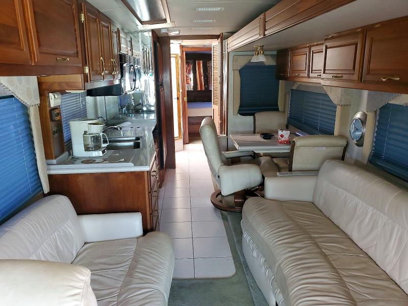 2003 Spartan Unknown VIN 4VZBR24913C042097 COPART salvage auction — REAR END, NC - SALVAGE CERTIFICATE OF TITLE, sold $3,150 on 2026-07-30 (photo 6)
