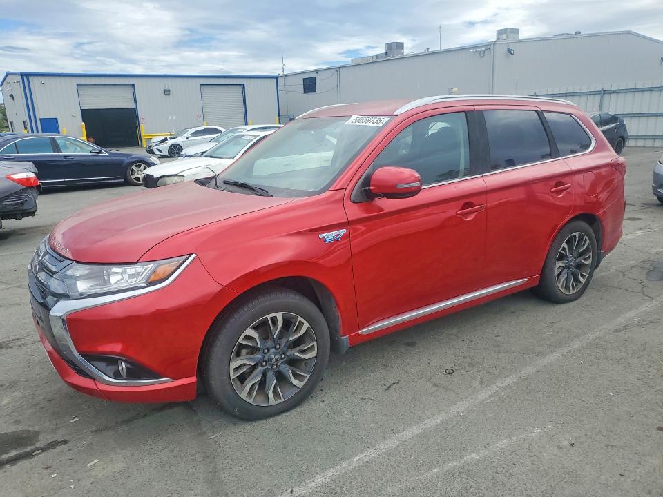 2018 Mitsubishi Outlander VIN JA4J24A54JZ071077 COPART salvage auction — VANDALISM, Ca - Salvage Certificate, sold $100 on 2026-07-24 (photo 1)