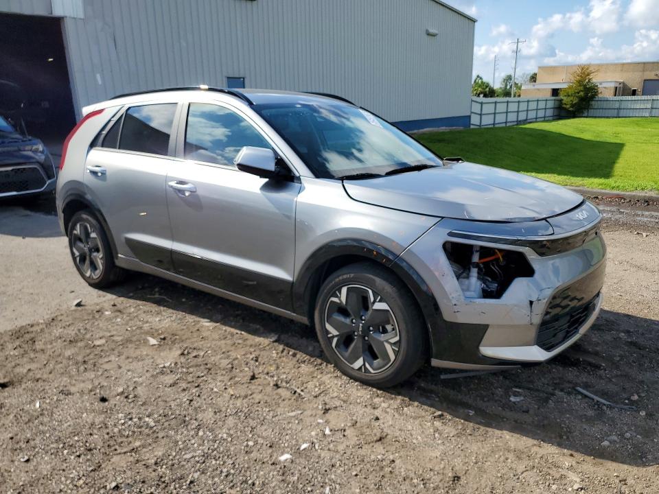 2023 Kia Niro VIN KNDCR3L18P5072425 COPART salvage auction — FRONT END, Fl - Certificate Of Title, sold $10,400 on 2026-07-06 (photo 4)