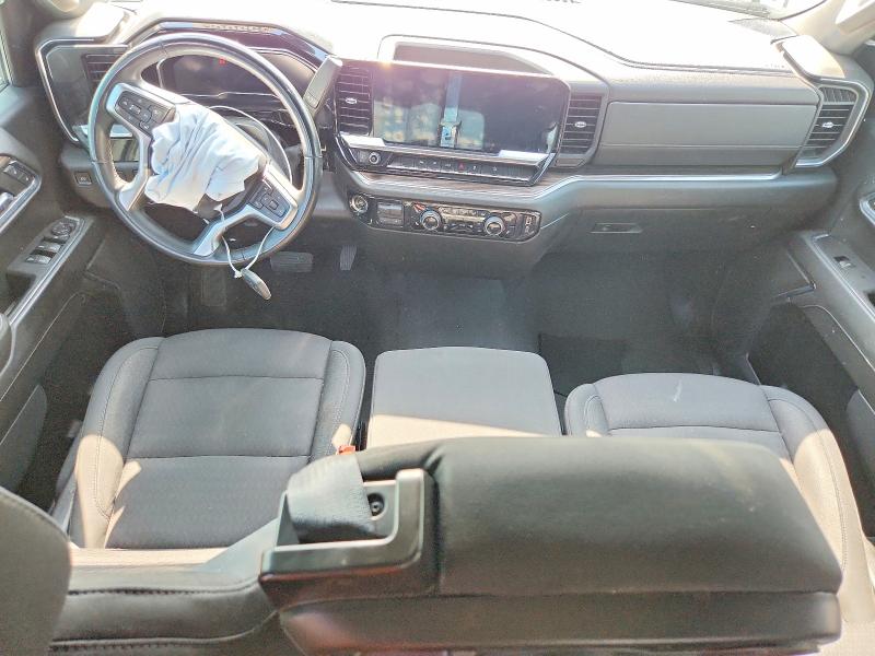 2024 Chevrolet Silverado VIN 1GCUDEED0RZ211531 COPART salvage auction — FRONT END, MO - CERT OF TITLE-REPOSSESSED, sold $10,000 on 2026-07-30 (photo 8)