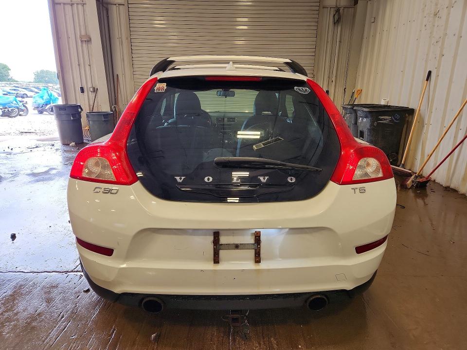 2011 Volvo C30 VIN YV1672MK9B2239187 COPART salvage auction — FRONT END, Mn - Cert Of Title-Prior Salvage, sold $300 on 2026-07-20 (photo 6)