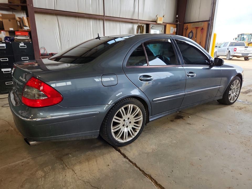 2007 Mercedes-benz E-class VIN WDBUF87X17X217042 COPART salvage auction — NORMAL WEAR, Ab - Bos - Active, sold $2,050 on 2026-08-12 (photo 3)