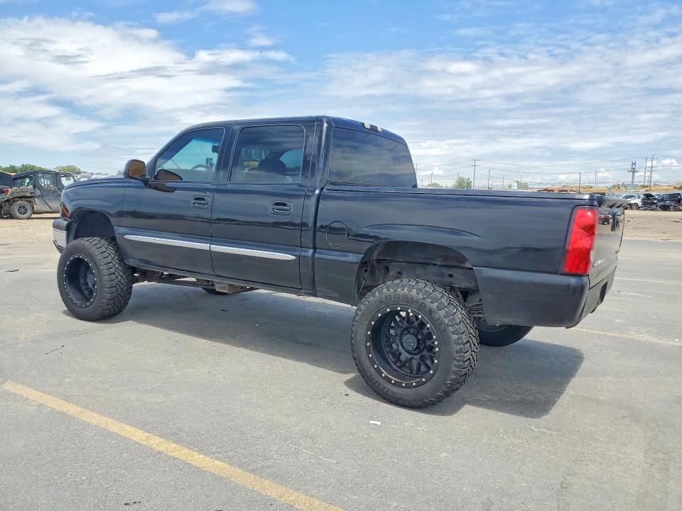 2004 Chevrolet Silverado VIN 2GCEK13T041431430 COPART salvage auction — WATER/FLOOD, ID - SALVAGE CERTIFICATE OF TITLE, sold $2,000 on 2026-07-09 (photo 2)