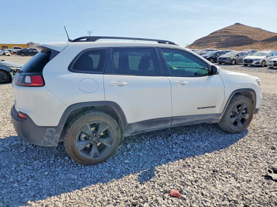 2019 Jeep VIN 1C4PJLLB4KD479089 COPART salvage auction — REAR END, Nv - Salvage Title, sold $2,650 on 2026-08-03 (photo 3)