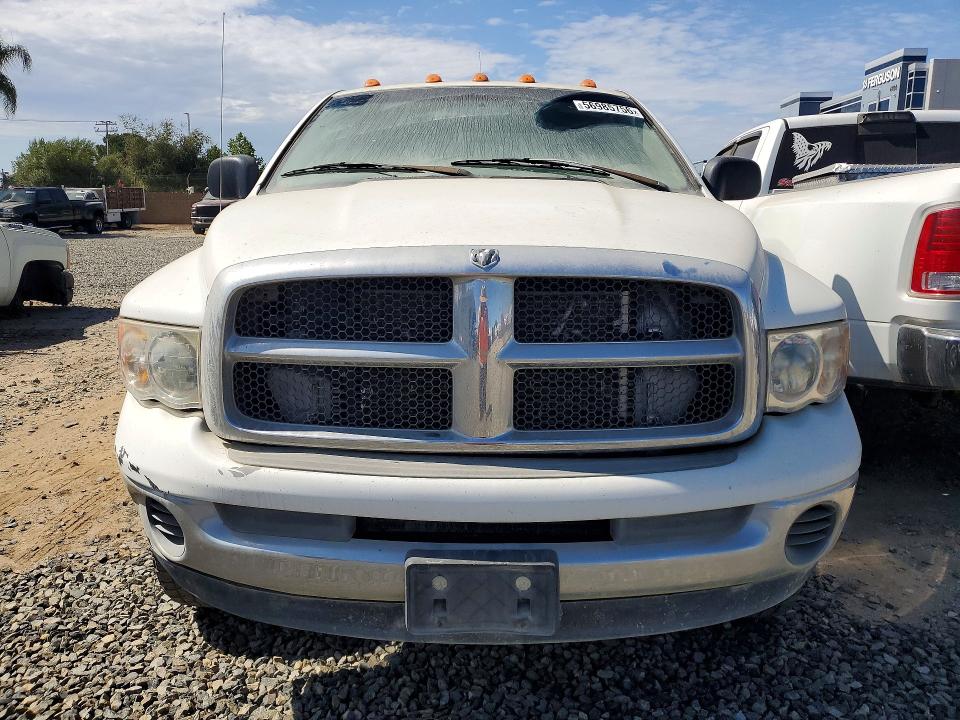 2004 Dodge Ram 3500 VIN 3D7LU38674G136709 COPART salvage auction — MINOR DENT/SCRATCHES, Ca - Dis/Dlr/Exp Only Clean Title, sold $2,850 on 2026-07-08 (photo 5)