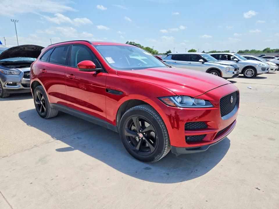 2017 Jaguar F-pace VIN SADCJ2BV7HA886911 COPART salvage auction — MINOR DENT/SCRATCHES, MT - CERTIFICATE OF TITLE, sold $2,200 on 2026-07-27 (photo 4)