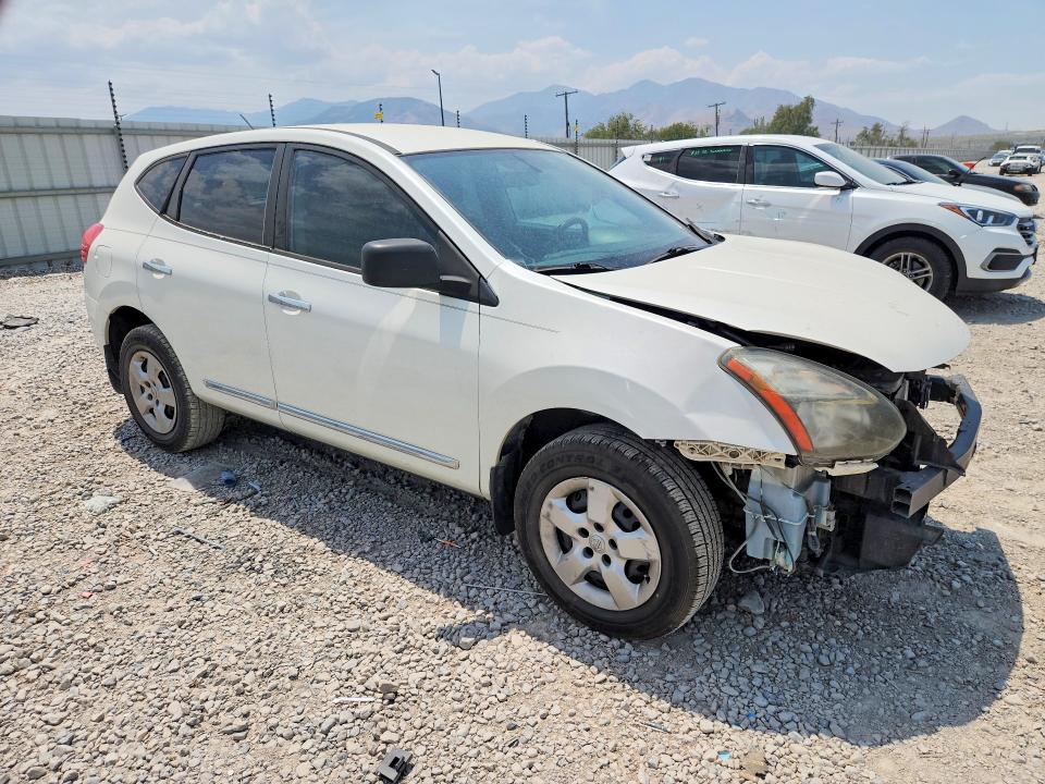 2014 Nissan Rogue VIN JN8AS5MT3EW100263 COPART salvage auction — FRONT END, Ut - Salvage Certificate, sold $450 on 2026-07-31 (photo 4)
