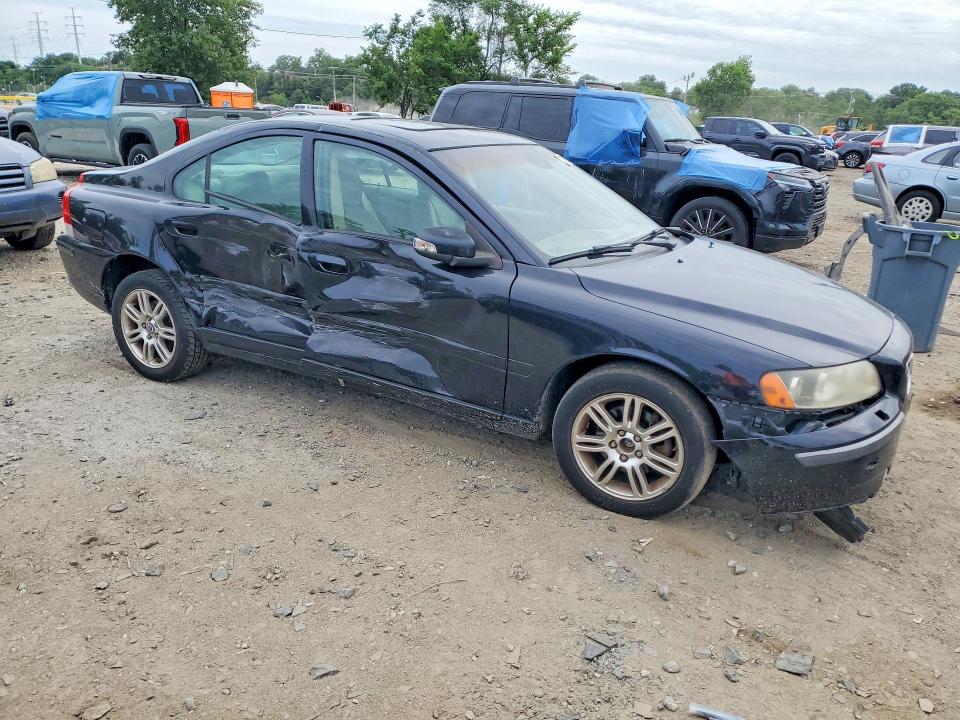2007 Volvo S60 VIN YV1RH592772617132 COPART salvage auction — SIDE, Md - Cert Of Salvage > 75% Damage, sold $400 on 2026-07-30 (photo 4)
