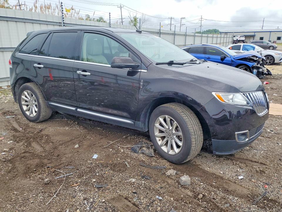 2013 Lincoln Mkx VIN 2LMDJ6JK4DBL33999 COPART salvage auction — FRONT END, Il - Salvage Certificate, sold $375 on 2026-07-22 (photo 4)