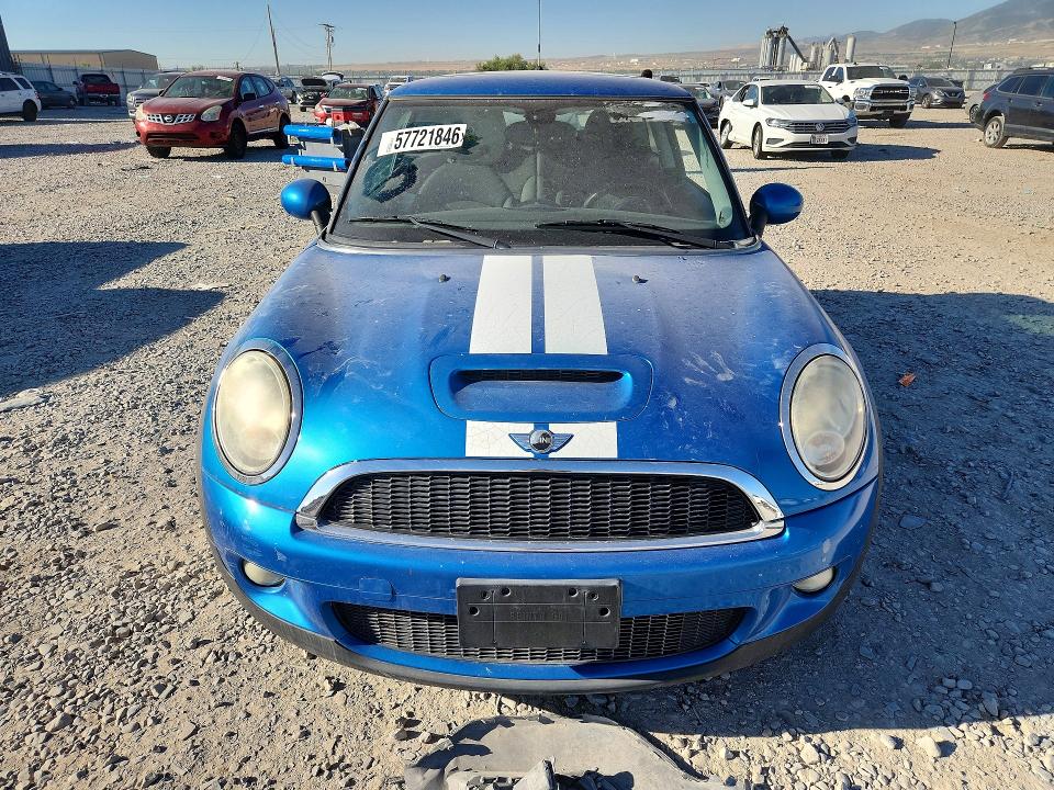 2008 Mini Cooper VIN WMWMF73518TT87567 COPART salvage auction — MINOR DENT/SCRATCHES, Ut - Certificate Of Title (P), sold $1,050 on 2026-07-30 (photo 5)