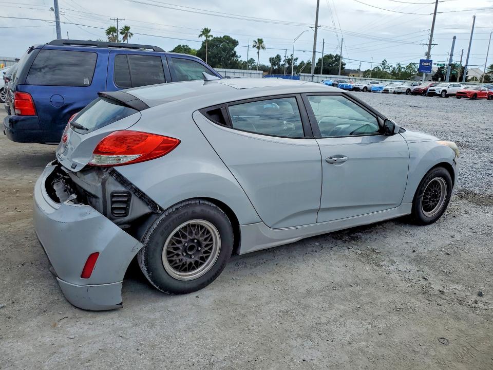 2013 Hyundai VIN KMHTC6AD5DU140371 COPART salvage auction — REAR END, Fl - Cert Of Title Slvg Rebuildable, sold $650 on 2026-07-14 (photo 3)