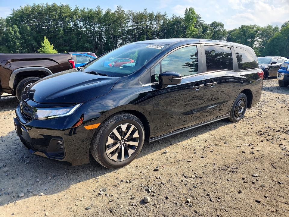 2025 Honda Odyssey VIN 5FNRL6H68SB004456 COPART salvage auction — MINOR DENT/SCRATCHES, Ma - Cert Of Title-Salvage, sold $18,200 on 2026-09-03 (photo 1)
