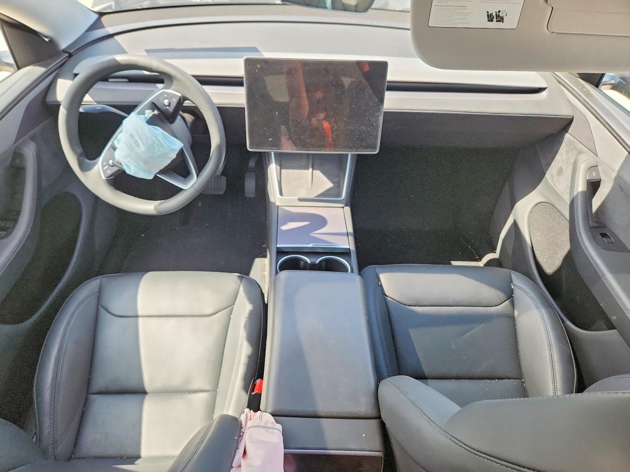 2026 Tesla Model Y VIN 7SAYGDED6TA586498 COPART salvage auction — Front End, TX - SALVAGE VEHICLE TITLE, sold $16,200 on 2026-07-09 (photo 8)