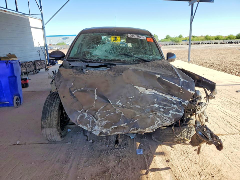 2011 Volkswagen Tiguan VIN WVGAV7AX5BW501651 COPART salvage auction — FRONT END, AZ - CERT OF TITLE - SALVAGE, sold $175 on 2026-07-14 (photo 5)