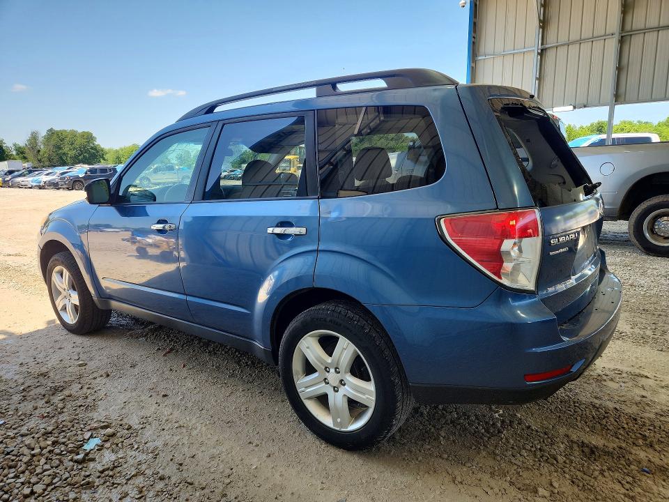 2010 Subaru Forester VIN JF2SH6CC8AH752186 COPART salvage auction — HAIL, Mo - Certificate Of Title, sold $600 on 2026-07-20 (photo 2)