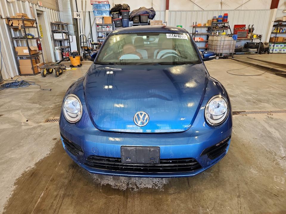 2017 Volkswagen Beetle VIN 3VWF17AT5HM628540 COPART salvage auction — FRONT END, IN - CERTIFICATE OF TITLE, sold $8,100 on 2026-08-06 (photo 5)
