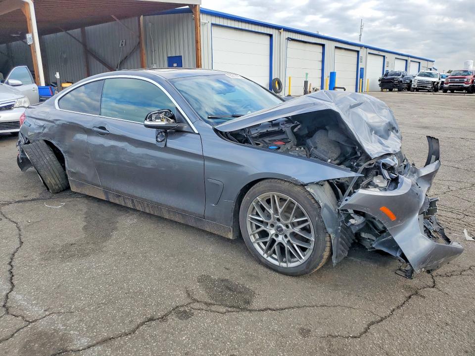 2019 BMW VIN WBA4W5C58KAE43840 COPART salvage auction — FRONT END, Co - Salvage Title, sold $1,050 on 2026-07-09 (photo 4)