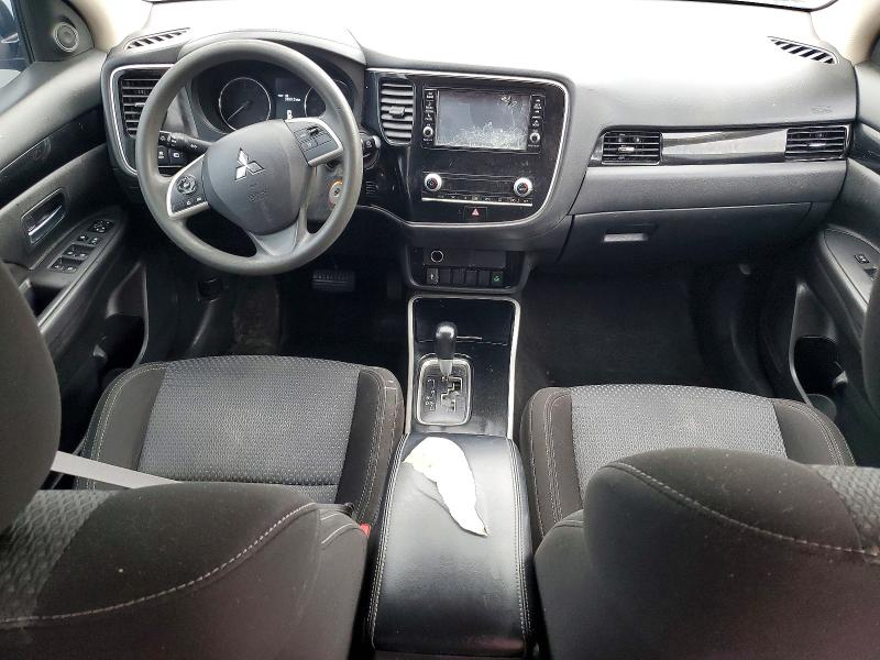 2020 Mitsubishi VIN JA4AD2A3XLZ048399 COPART salvage auction — MINOR DENT/SCRATCHES, In - Certificate Of Title, sold $5,100 on 2026-07-24 (photo 8)