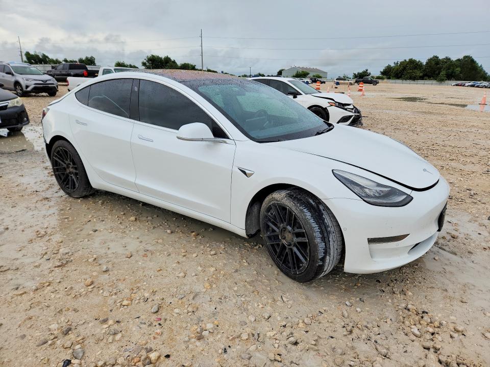 2018 Tesla VIN 5YJ3E1EA2JF035258 COPART salvage auction — REAR END, Tx - Salvage Vehicle Title, sold $4,250 on 2026-07-02 (photo 4)