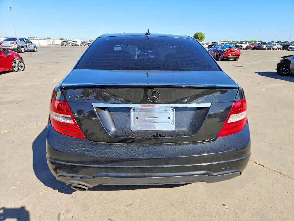 2014 Mercedes-benz C-klasse VIN WDDGF4HBXEA902687 COPART salvage auction — FRONT END, Ca - Salvage Certificate, sold $1,500 on 2026-07-20 (photo 6)