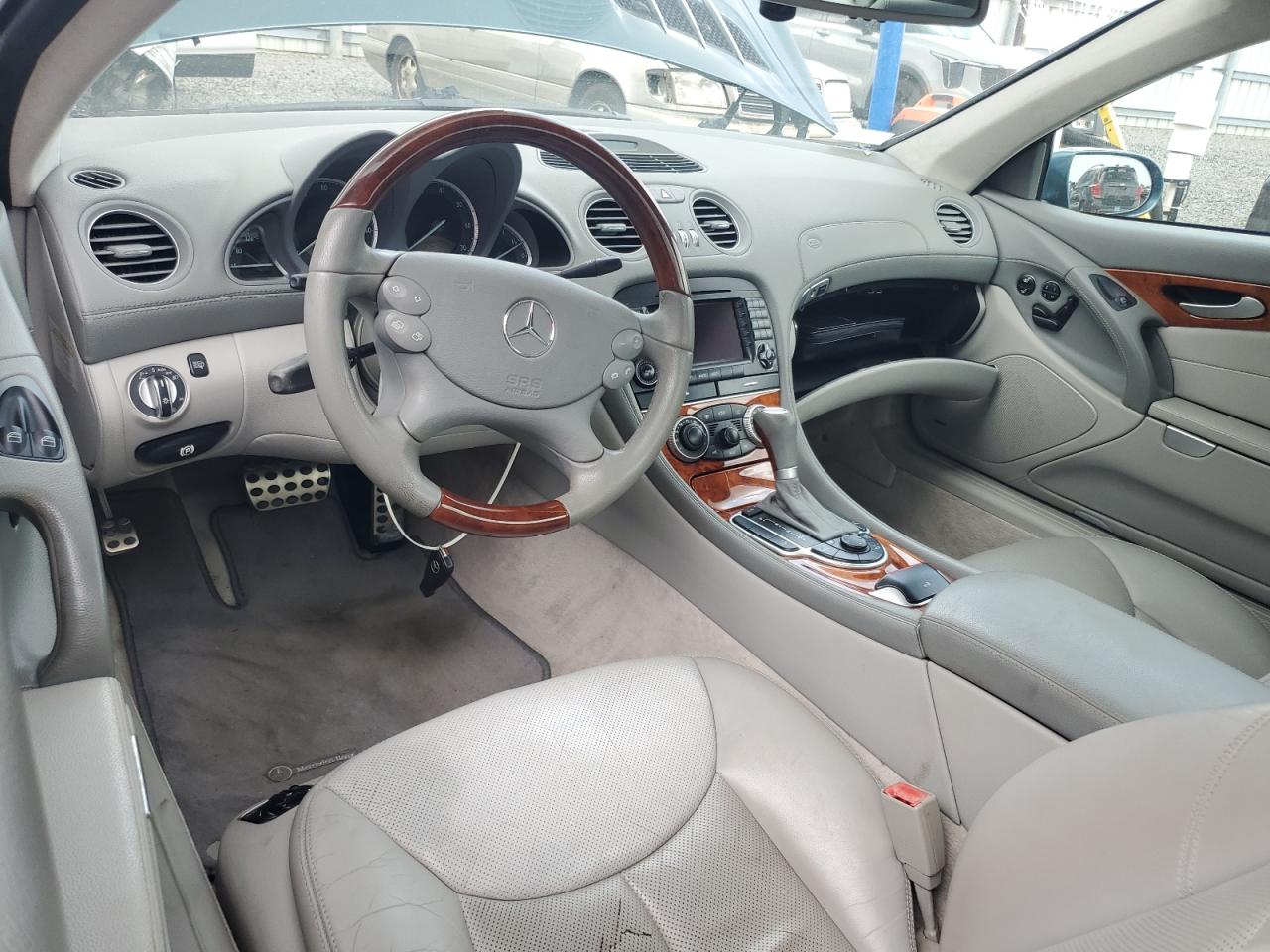 2006 Mercedes-Benz SL-Class VIN WDBSK75FX6F110910 COPART salvage auction — Mechanical, FL - CERTIFICATE OF TITLE, sold $1,600 on 2026-07-02 (photo 8)