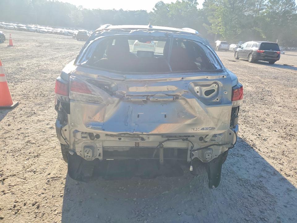 2021 Lexus Rx VIN 2T2YGMDA7MC062463 COPART salvage auction — REAR END, Nc - Salvage Certificate Of Title, sold $27,000 on 2026-08-07 (photo 6)