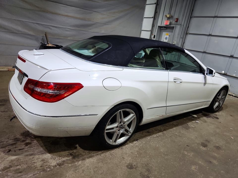 2013 Mercedes-benz E-klasse VIN WDDKK5KF6DF189053 COPART salvage auction — WATER/FLOOD, Wv - Salvage Cert - Flood Damaged, sold $2,500 on 2026-08-11 (photo 3)