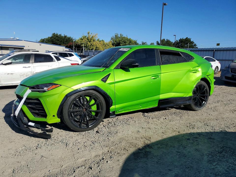 2021 Lamborghini Urus VIN ZPBUA1ZLXMLA15524 COPART salvage auction — FRONT END, FL - DIS/DLR/EXP ONLY CLEAN TITLE (P), sold $123,000 on 2026-07-28 (photo 1)