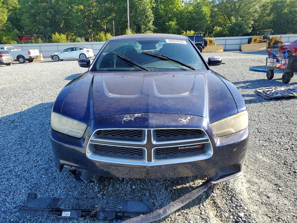 2013 Dodge Charger VIN 2C3CDXBG8DH624235 COPART salvage auction — FRAME DAMAGE, Sc - Cert Of Title-Dlr Only >25%, sold $200 on 2026-07-09 (photo 5)