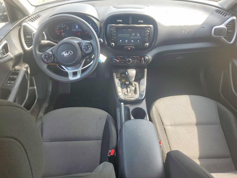 2021 Kia Soul VIN KNDJ23AU5M7761248 COPART salvage auction — MINOR DENT/SCRATCHES, VA - CERTIFICATE OF TITLE, sold $2,300 on 2026-07-16 (photo 8)