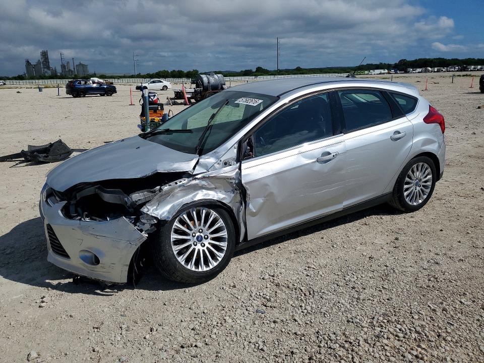 2012 Ford VIN 1FAHP3N2XCL181272 COPART salvage auction — FRONT END, Tx - Salvage Vehicle Title, sold $275 on 2026-07-09 (photo 1)