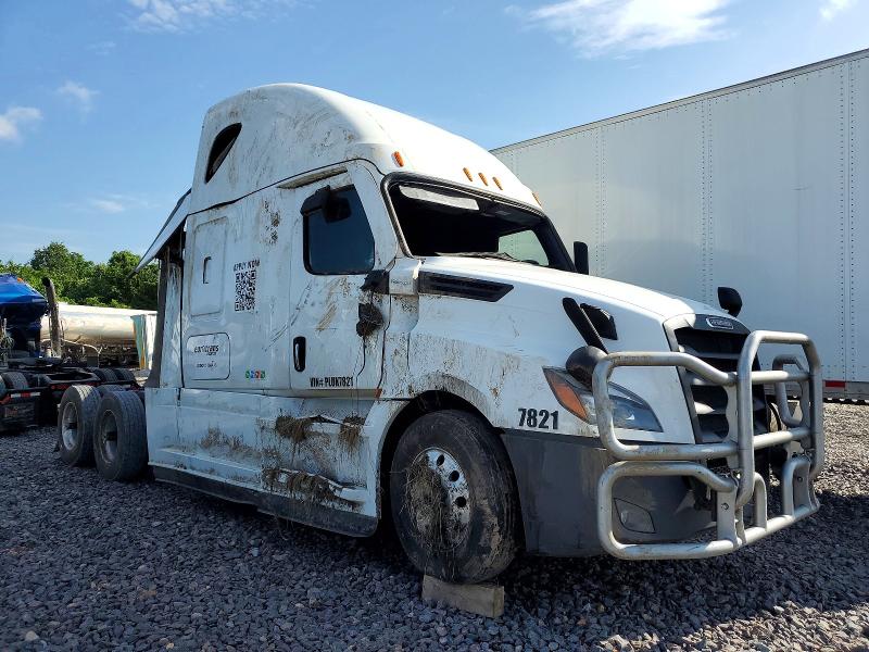 2023 Freightliner Cascadia 126 VIN 1FUJHHDR6PLUK7821 — COPART salvage auction photo