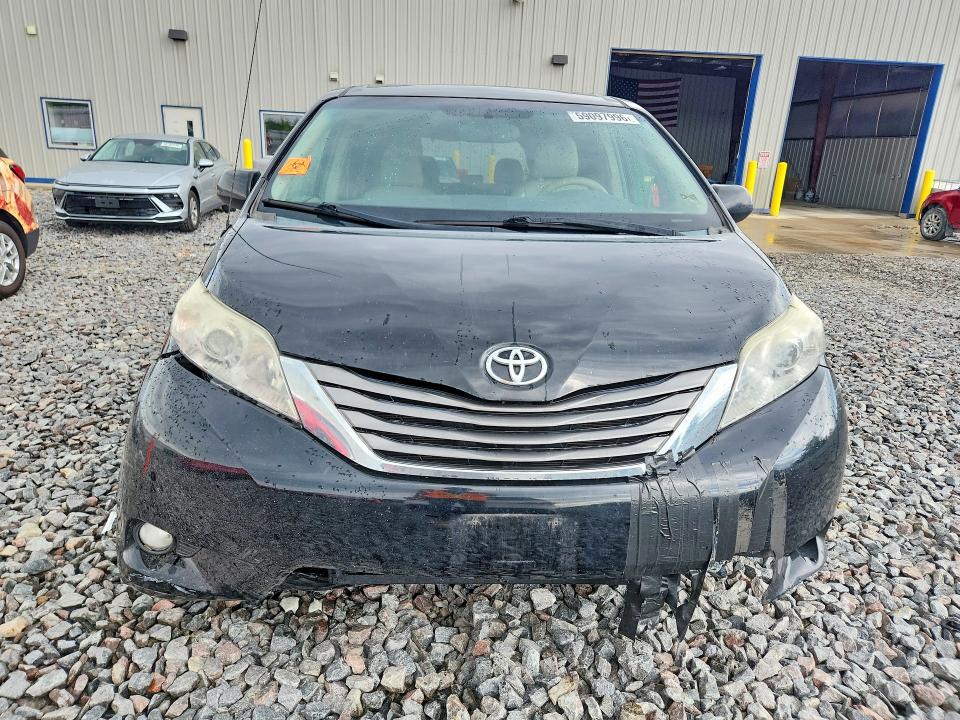 2012 Toyota Sienna VIN 5TDYK3DC5CS273732 COPART salvage auction — WATER/FLOOD, Wi - Certificate Of Title, sold $800 on 2026-07-13 (photo 5)