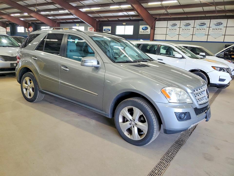 2011 Mercedes-benz Ml-class VIN 4JGBB2FB9BA677838 COPART salvage auction — MINOR DENT/SCRATCHES, Ct - Cert Of Title-Salvage, sold $825 on 2026-07-09 (photo 4)
