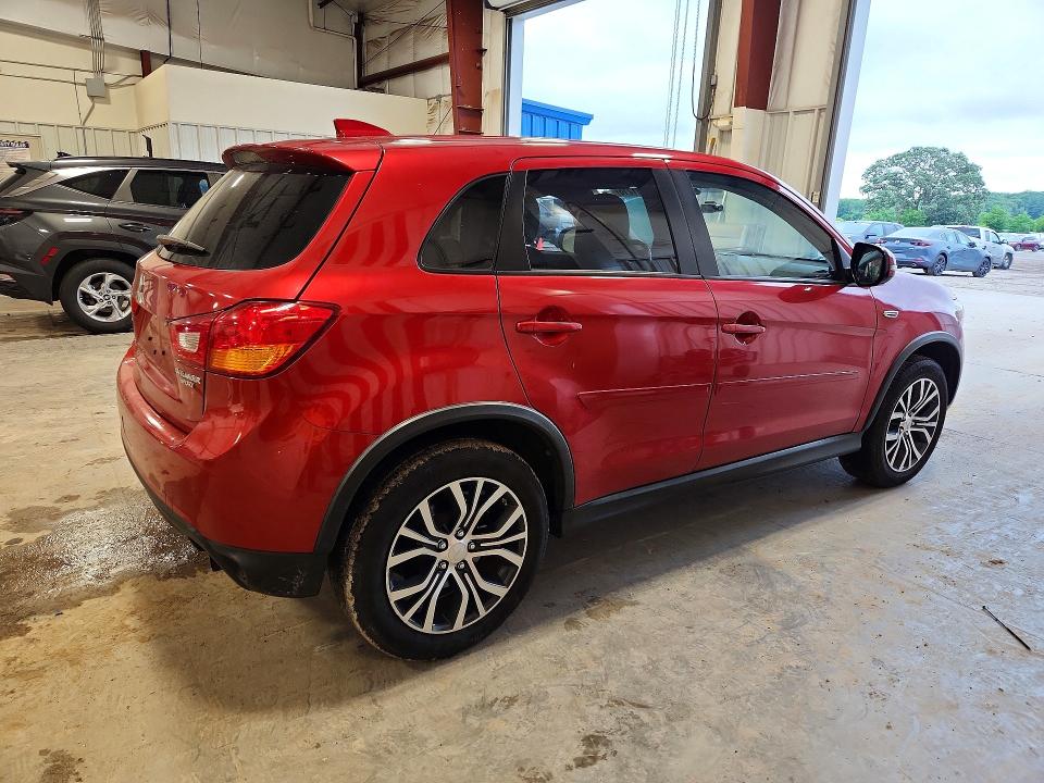 2017 Mitsubishi VIN JA4AP3AUXHZ009017 COPART salvage auction — SIDE, Wi - Junked Vehicle Bill Of Sale, sold $1,150 on 2026-07-07 (photo 3)