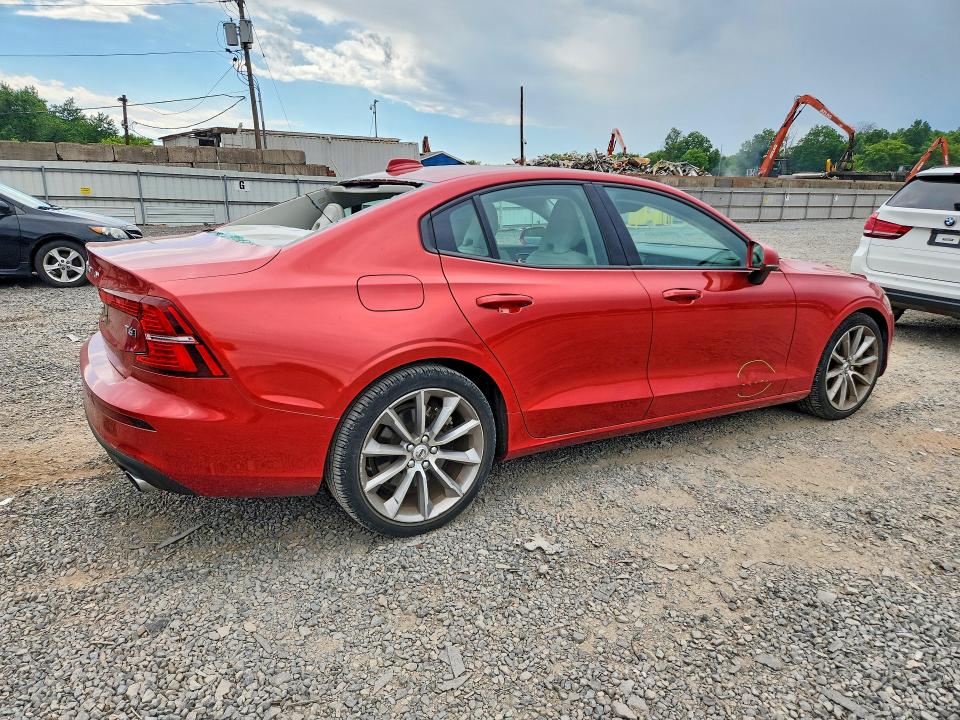 2019 Volvo VIN 7JRA22TK3KG001274 COPART salvage auction — ROOF, Nj - Cert Of Title-Salvage, sold $8,000 on 2026-07-24 (photo 3)