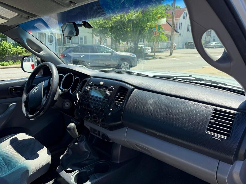 2012 Toyota Tacoma VIN 5TFPX4EN5CX012727 COPART salvage auction — MINOR DENT/SCRATCHES, Ny - Certificate Of Title (P), sold $6,600 on 2026-07-14 (photo 9)