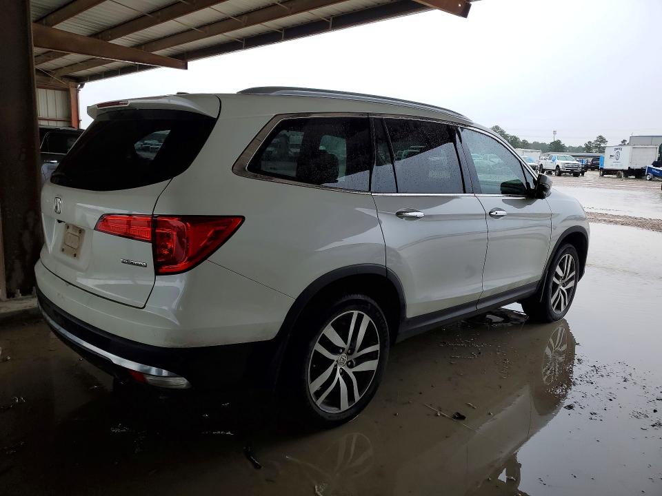 2016 Honda Pilot VIN 5FNYF5H96GB030018 COPART salvage auction — MINOR DENT/SCRATCHES, Tx - Certificate Of Title, sold $2,950 on 2026-07-09 (photo 3)