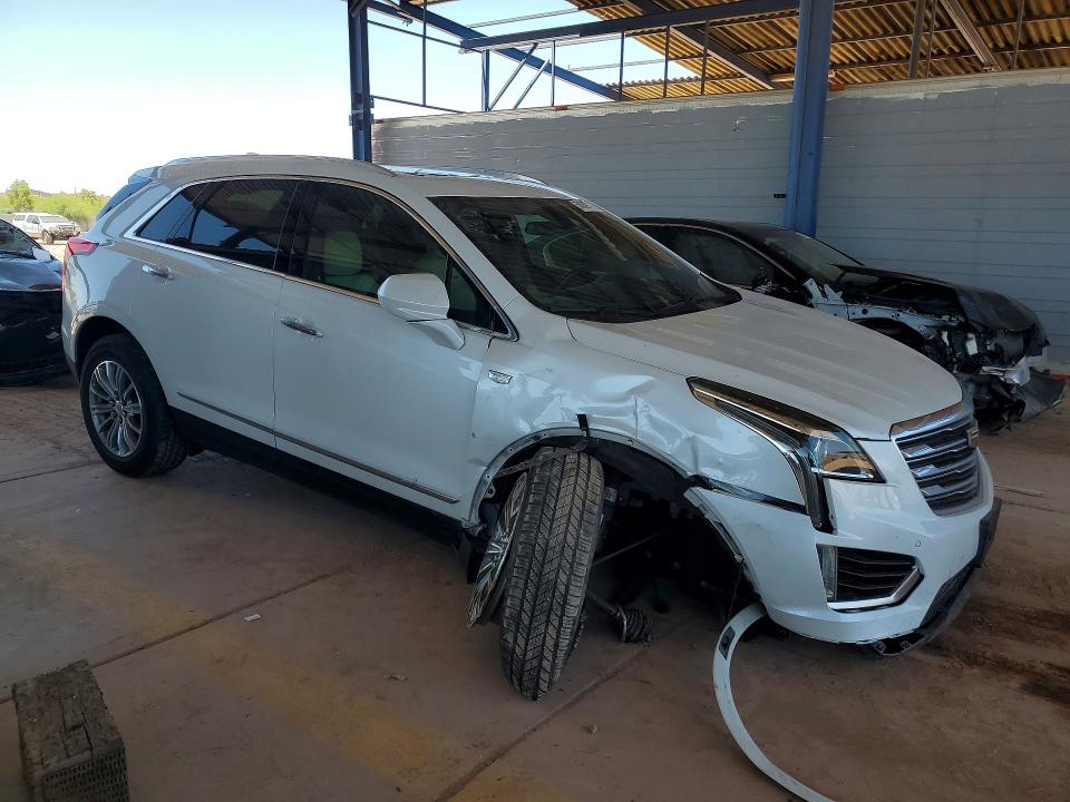 2017 Cadillac VIN 1GYKNBRS8HZ102688 COPART salvage auction — FRONT END, Az - Cert Of Title - Salvage, sold $3,050 on 2026-07-02 (photo 4)